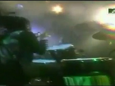 Nirvana - Smells Like Teen Spirit