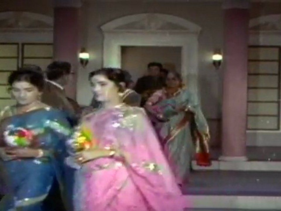 Bharya Biddalu - Jaya Lalitha At Party