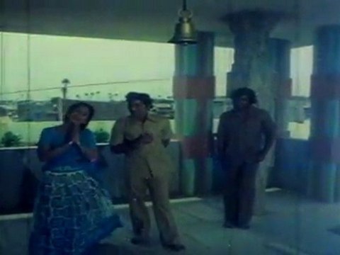 Iddaru Iddare - Krishnam Raju Gives Promise To Manjula