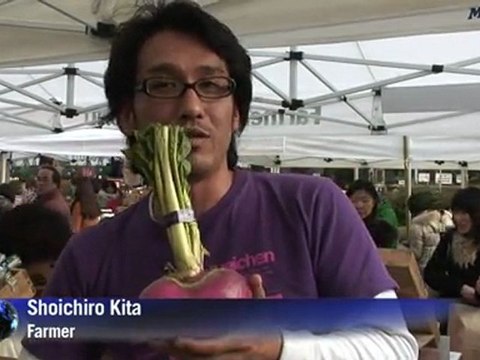 Radiation fears haunt Japanese food shoppers