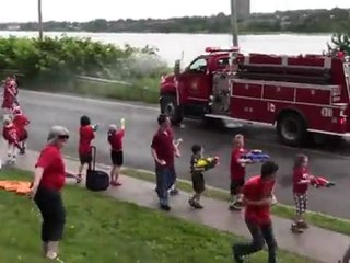 July 1st 2010 Braemar Drive Waterfight residents against the fire departents part 2