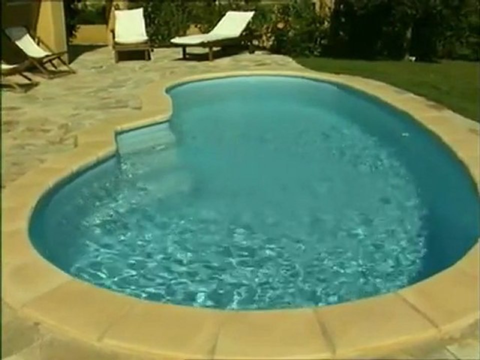 Piscine Lisbonne coque polyester