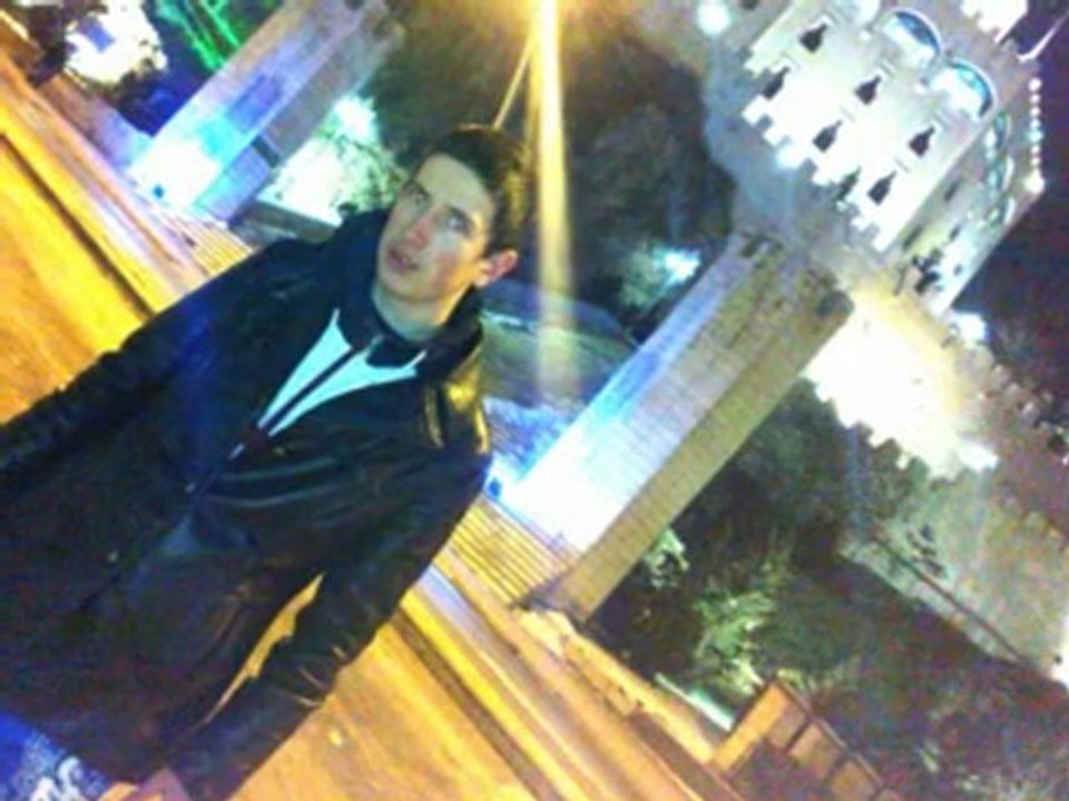 Burak Karadayı (Pancar gibi kızarın 2012)