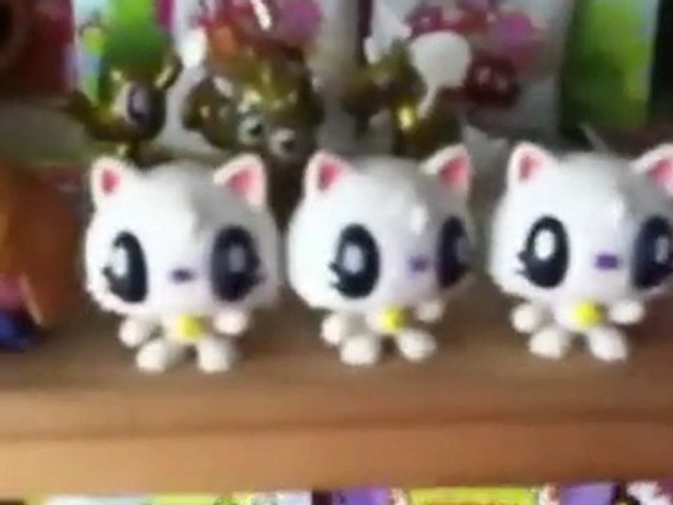 Tingling Triplets in Moshi Monster