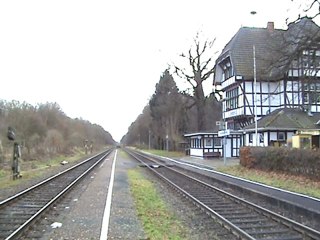 Bahnhof Kottenforst mit Message für meine englischen Freunde
