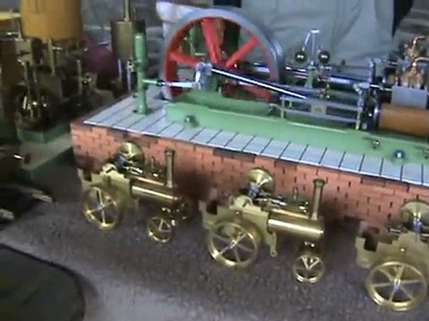 Foden Dampflastwagen, mini Lokomobile, Twin Victoria Dampfmaschine und Dampfauto auf dem Dampftreffen in Lindlar