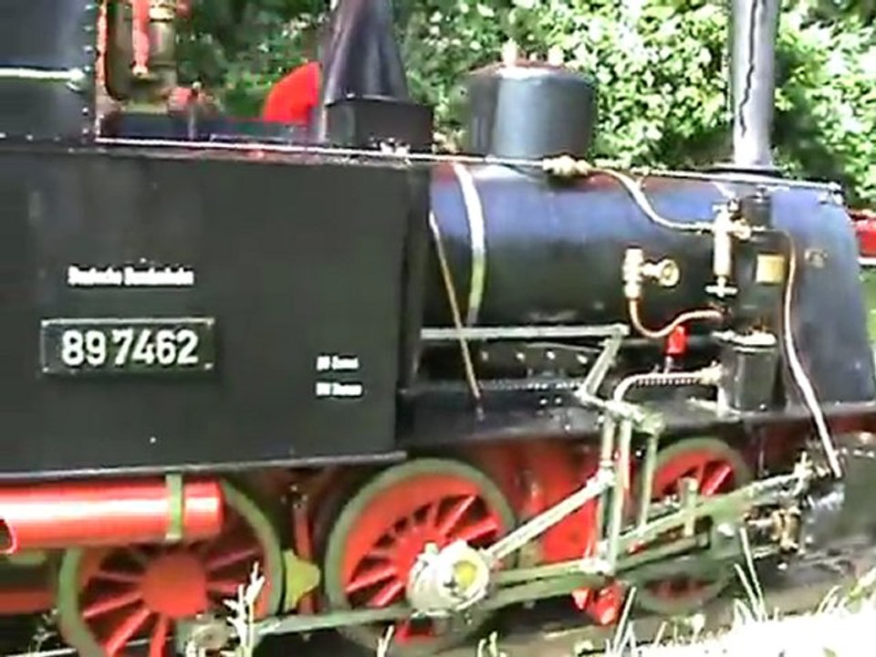 Ankunft preussische T3  7,25 Zoll Spur im Bahnhof Stadtpark