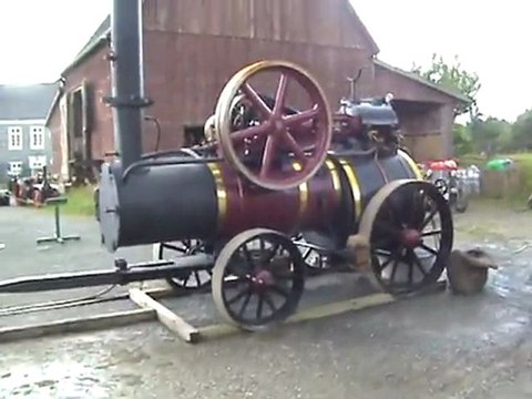 Standlokomobil als Sägewerkantrieb beim Anheizen im Bergischen Freilichtmuseum Lindlar