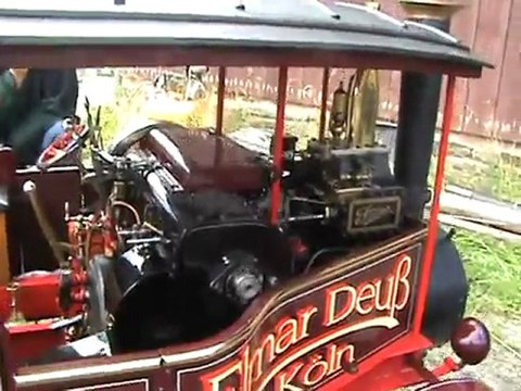 Foden Dampflastwagen und diverse mini-Lokomobile beim Dampftreffen in Lindlar