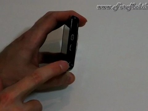 Specifiche tecniche e inserimento sim - Motorola Razr XT910