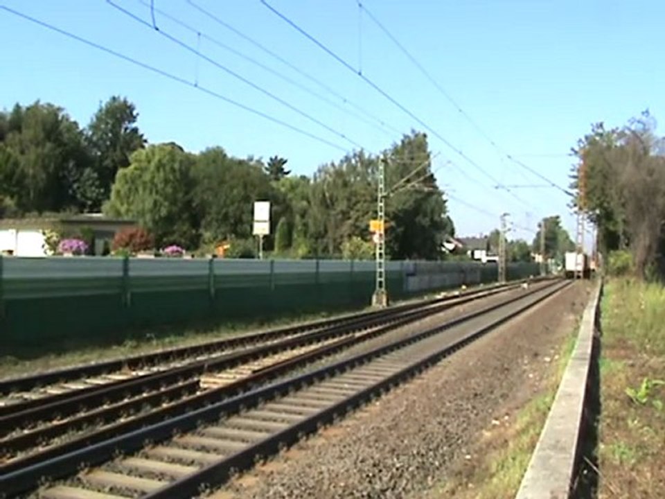 Taurus mit Containerzug nach Bonn zwischen Bonn-Bad Godesberg und Rolandswerth