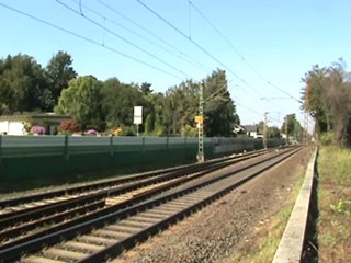 Bombardier Talent fährt vom Ahrtal Richtung Bonn