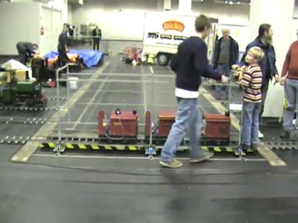 Kölner Echtdampftreffen 2008 Die Jenbach Ponys legen sich schlafen