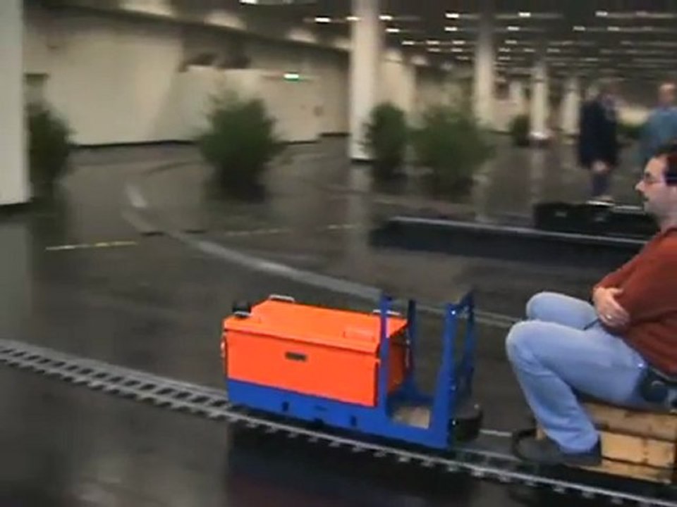 Echtdampftreffen Köln 2008 Publikumszug und Grubenlok ziehen ihre Runden auf der 7,25 Zoll Hauptstrecke