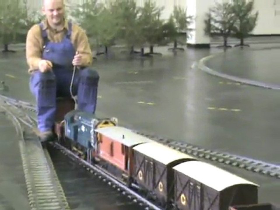 Echtdampftreffen Köln 2008 Me shunting with a Class 08 in the British Marshalling Yard in the Fair Halls Cologne Part 02