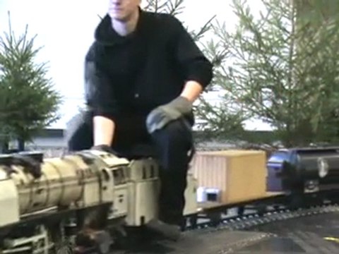 Echtdampftreffen Köln 2008 BR01 mit Güterzug am Haken setzt sich in Bewegung gefolgt von einer Kleinlok