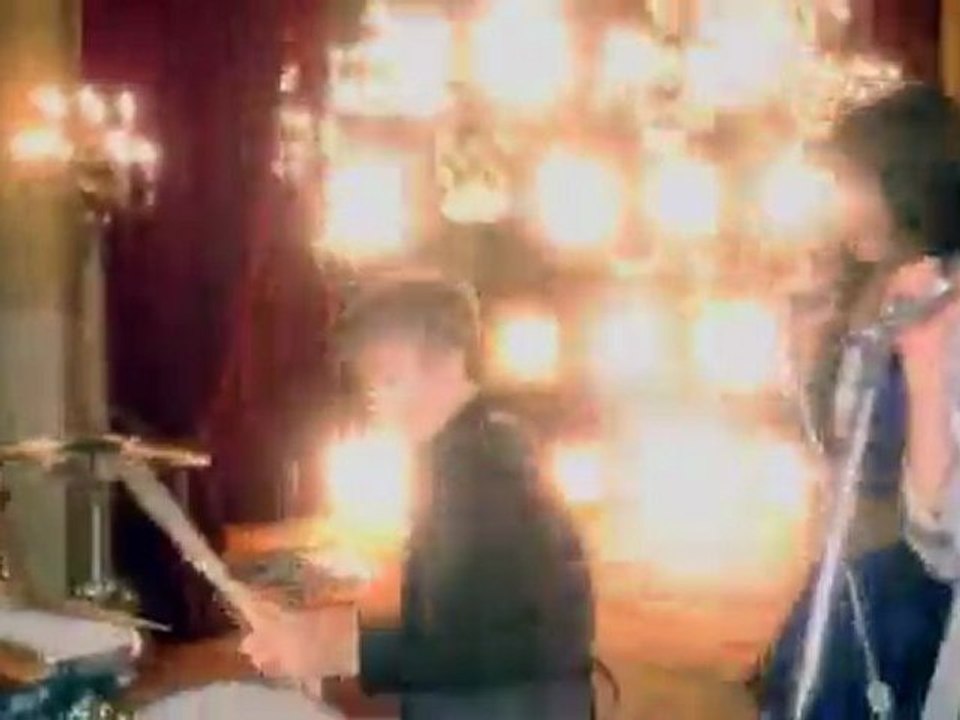 Selena Gomez ft. Demi Lovato BFF Dating Justin Bieber  ...