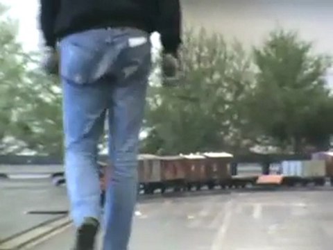 Cologne Livesteam Meeting 2008 A British five gauge steamloco on the main line and a Prussian T3 with a breakdown