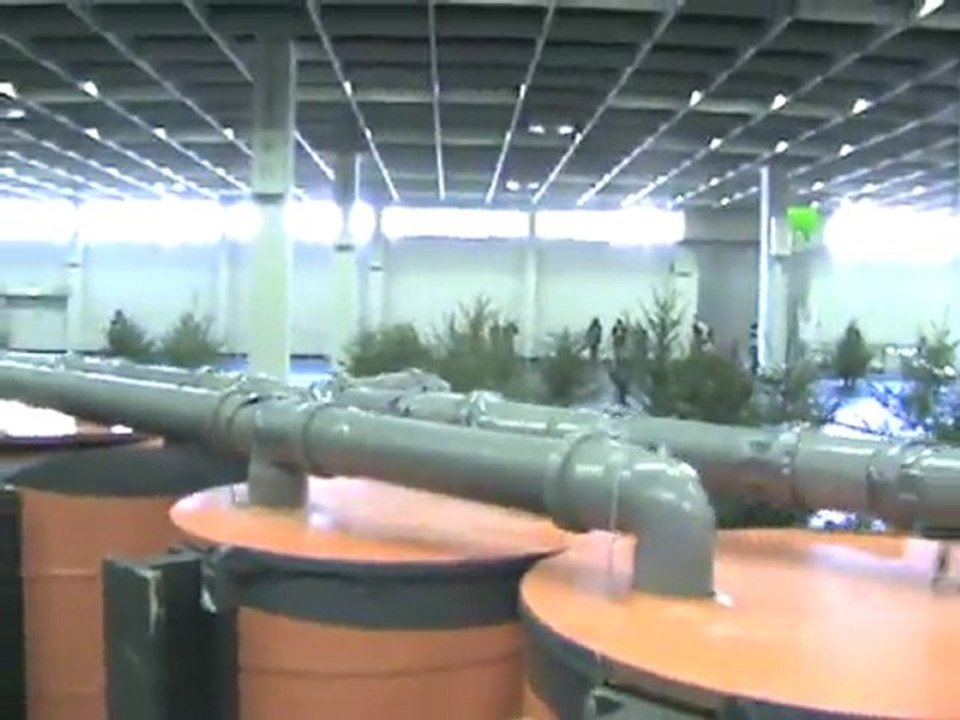 Echtdampftreffen Köln 2008 Das Schüttgut wird per Bagger in den Silo befördert