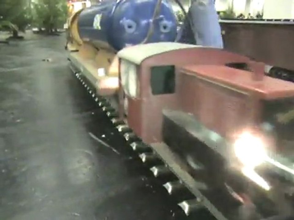 Echtdampftreffen  Köln 2008 Sehr langer Zug und Kleinlok