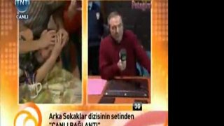 Berk Oktay ve Cagla Kubat - canli roportaji 04.05.201