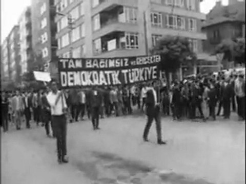 Selda Bağcan YUH YUH hazırlayan Serbülent Öztürk