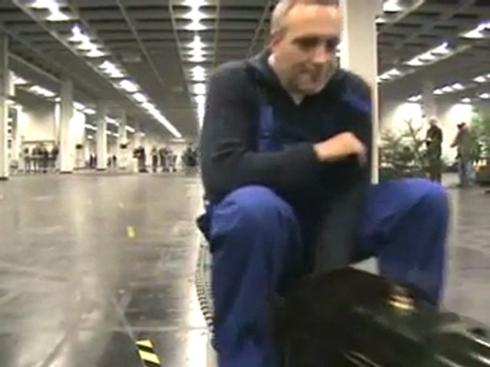 Cologne Livesteam Meeting Cologne Fair Halls 2008 A British steamloco is driving by