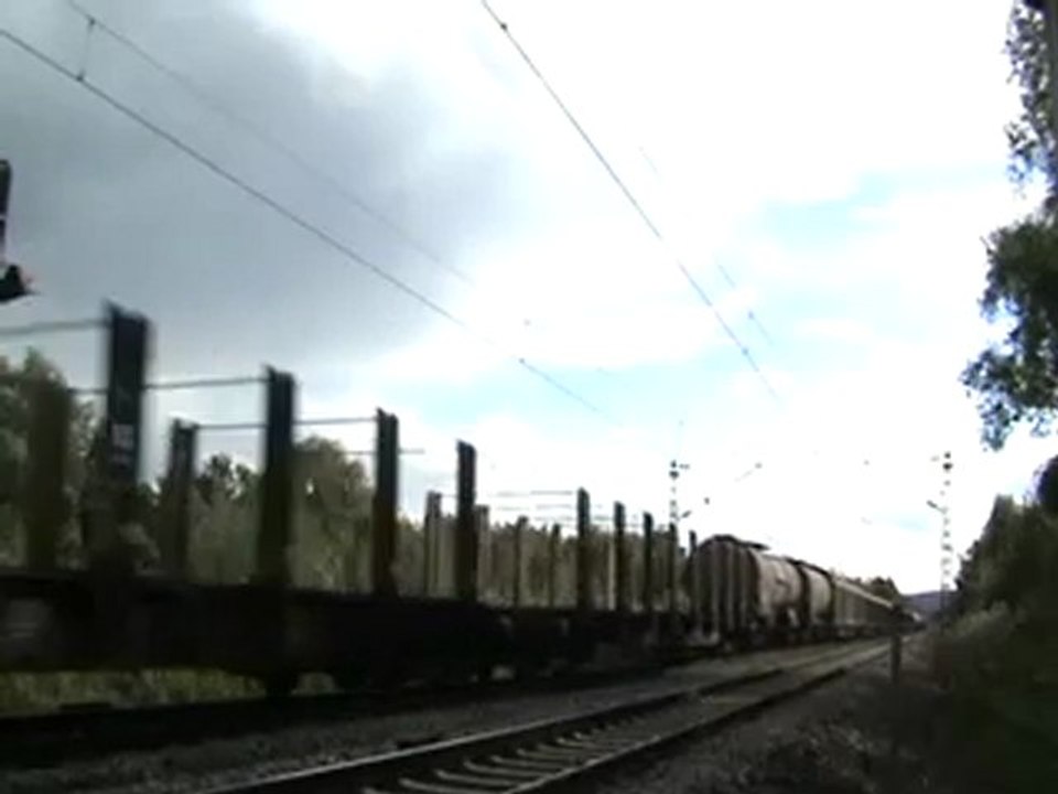 BR189 mit diversen Güterwagen Richtung Köln -Bonn