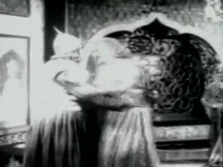 Anarkali - Anjali Devi Takes Shelter In Palace