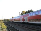 BR146 mit Dostos auf dem Weg nach Köln beim Bhf Roisdorf