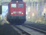 BR140 in Doppeltraktion Richtung Bonn und ICE Richtung Köln bei Bornheim