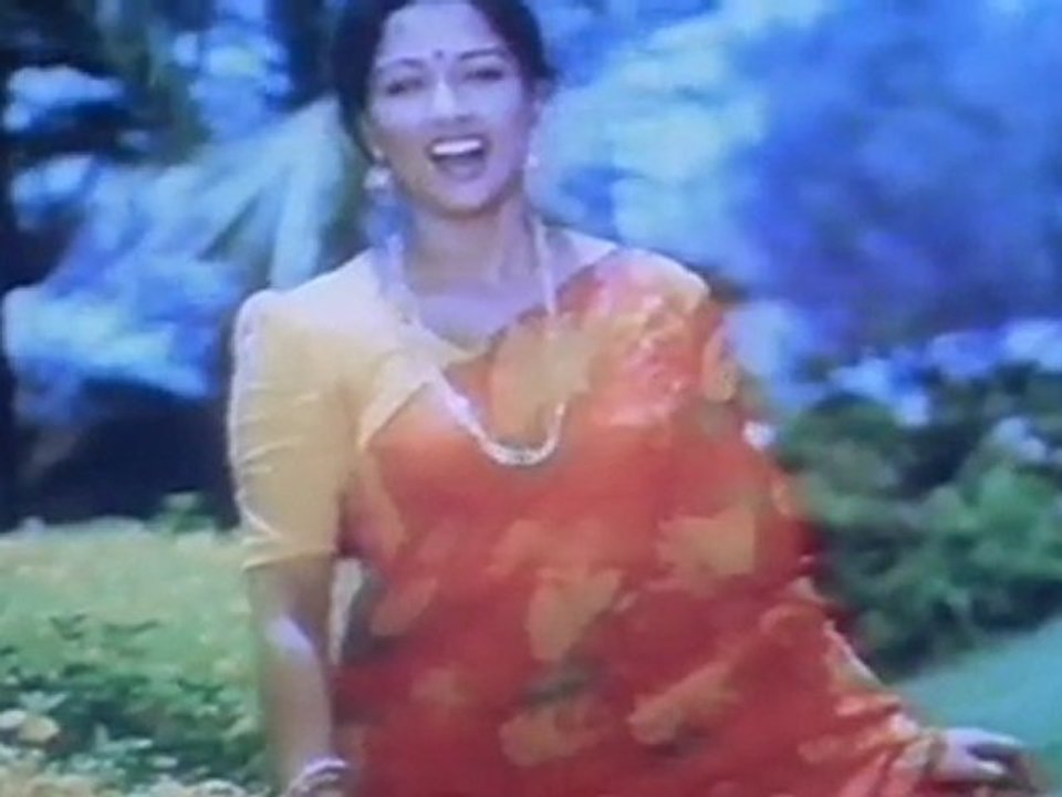 Chinna Kannamma - Karthik And Shamili Love