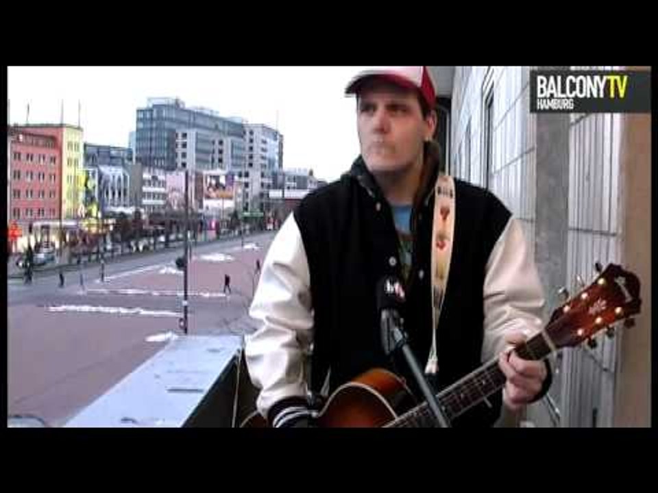 AUTOBOT (BalconyTV)