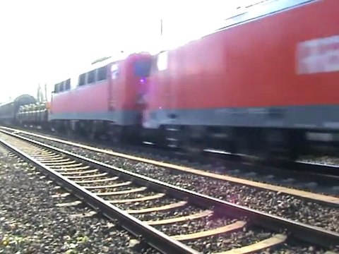 Diverser Güter- und Personenzugverkehr zwischen Rheinbreitbach und Unkel am Rhein 003