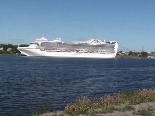Caribbean Princess Cruise Ship 2011
