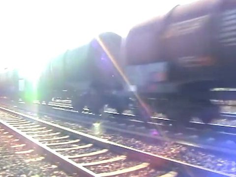 BR185 mit gemischtem Güterzug zwischen Unkel und Rheinbreitbach