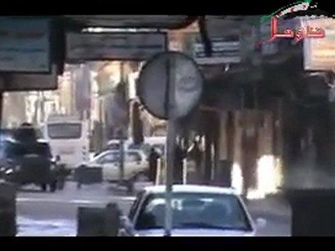فري برس ريف دمشق دوما لحظة هجوم الأمن على التشييع 1 3 2012