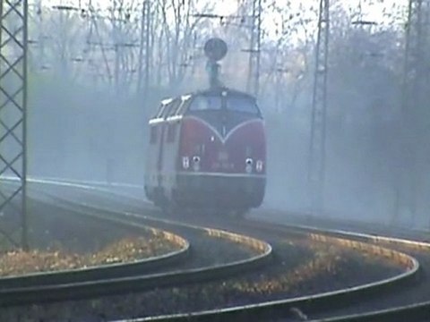 Zwei V200 im Doppelpack ohne Zug vom Gbf Kalk Nord nach Rbf Gremberg