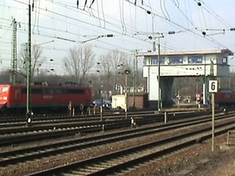 BR151 BR140 und BR185 ohne Anhänger beim Stellwerk Gnf im Rbf Köln Gremberg