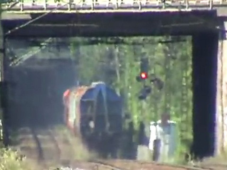 BR185 mit gemischtem Güterzug bei St Augustin Hangelar nach Bonn Beuel