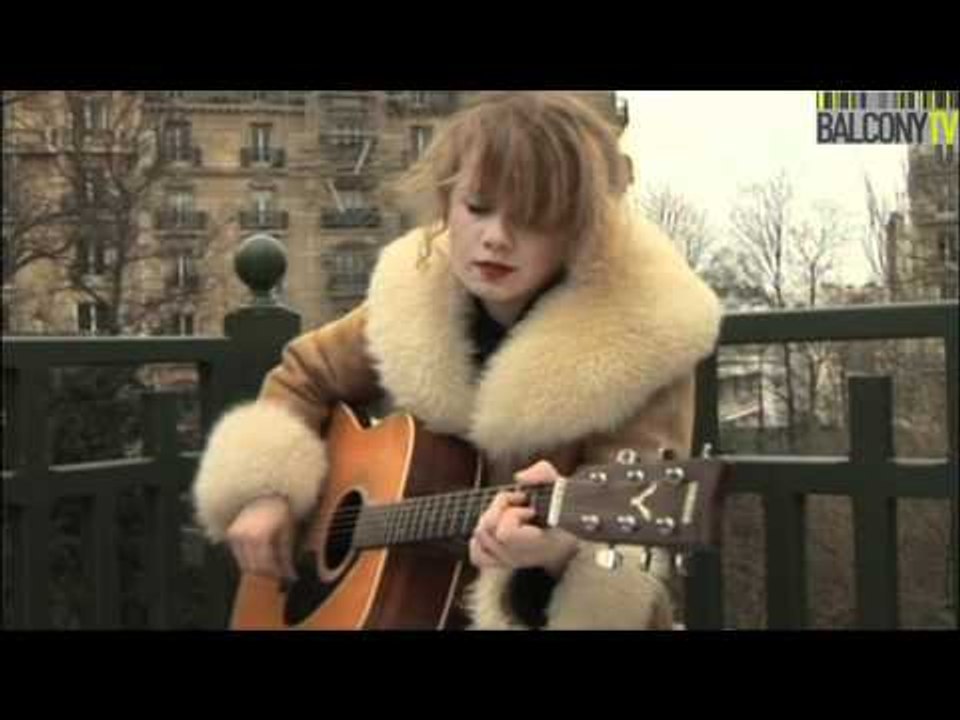 LENA DELUXE (BalconyTV)