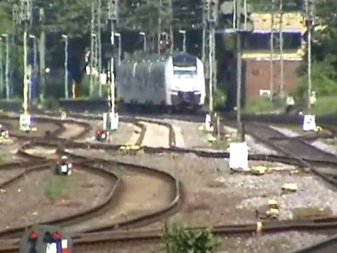 Mittelrheinbahn Desiro Triebwagen trifft von Koblenz kommend im Bf Remagen ein