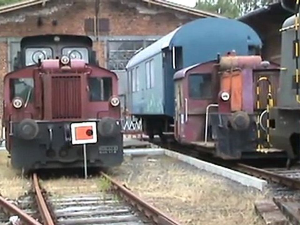 Diverse Bundeswehrrangierlokomotiven beim Lokschuppenfest in Westerburg
