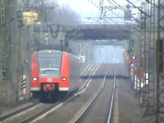 BR425 bei Bonn Villich Müldorf kurz vor Eintreffen im Bf Bonn Beuel