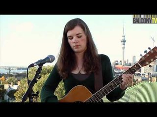 TINY RUINS - LITTLE NOTES (BalconyTV)