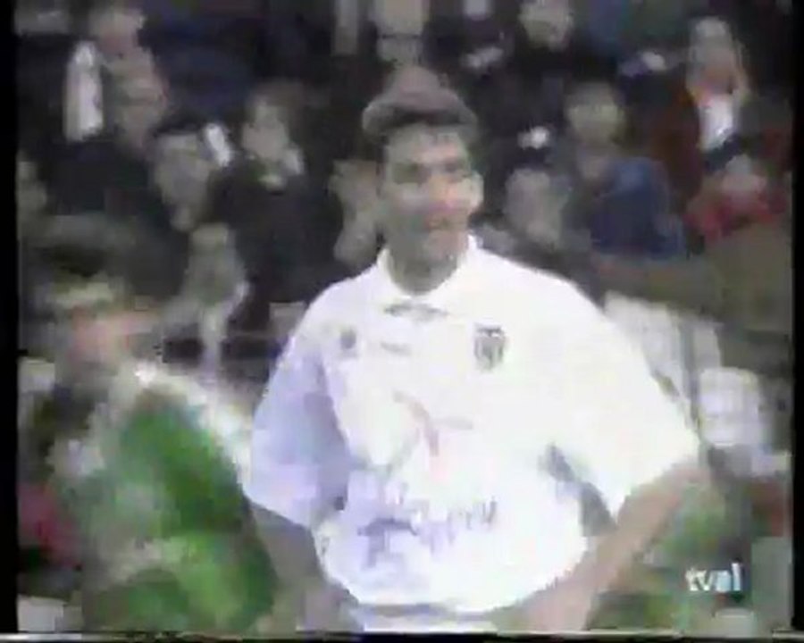1994.02.06: Valencia CF 2 - 1 Racing de Santander (Resumen)