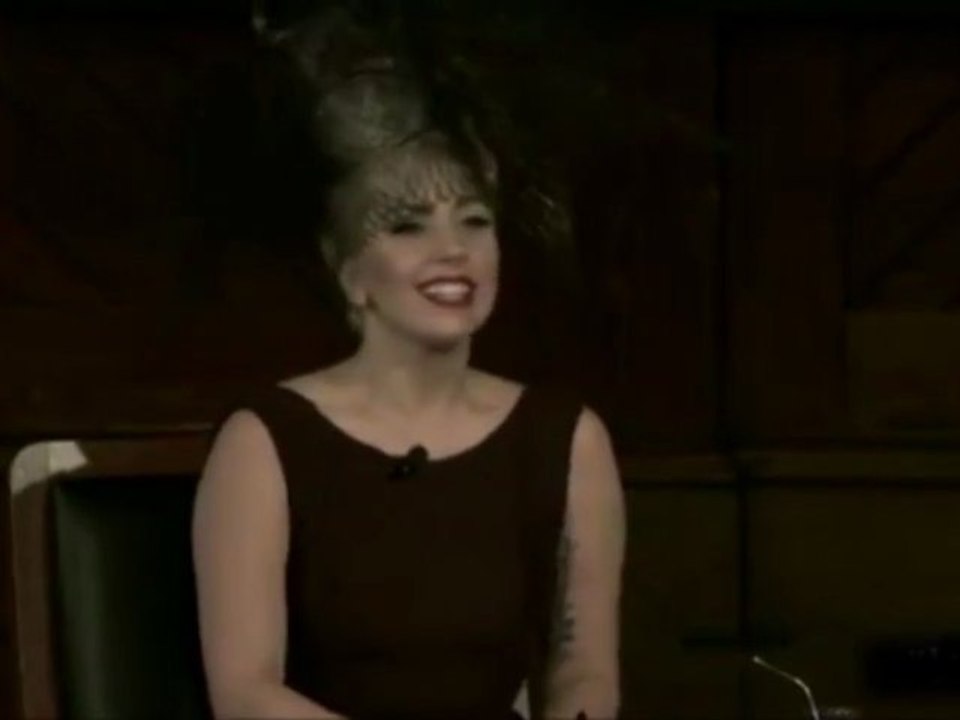 Lady Gaga lance une fondation pour aider les jeunes