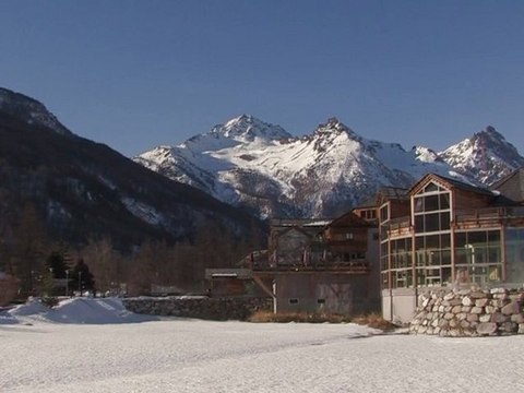 Les Grands Bains du Monêtiers