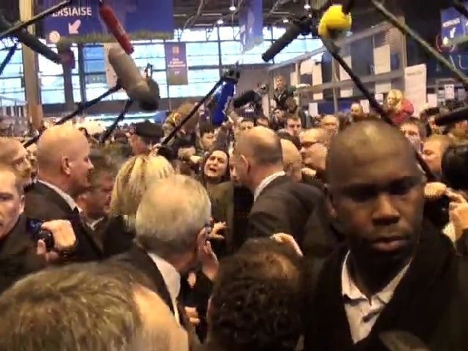 SIA 2012 : Marine le Pen au salon