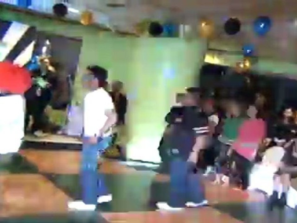 Metrobank MM4 managers' dance number christmas party December 2011 at  WTE building Binondo Manila